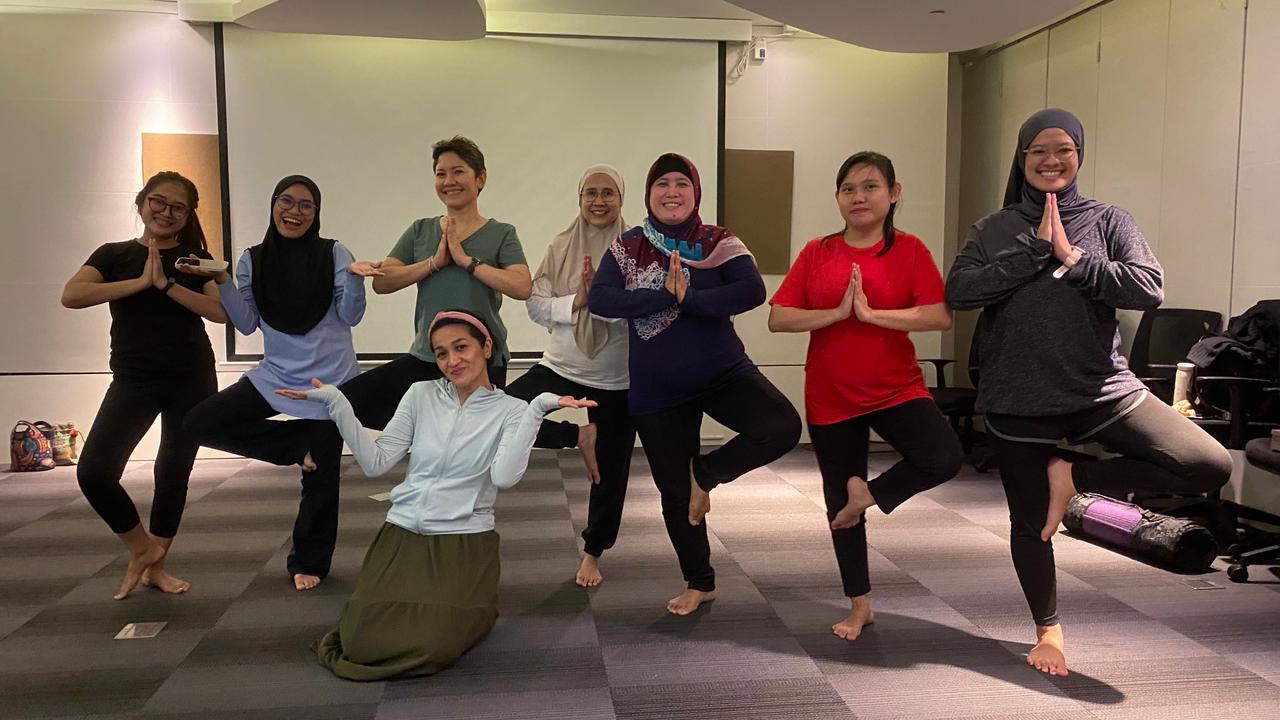TRG Group Sport — Yoga